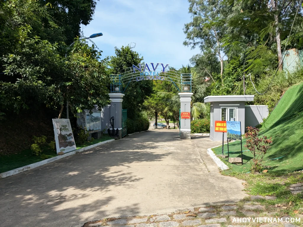The entrance to the Navy Hotel Da Nang at Tien Sa Beach