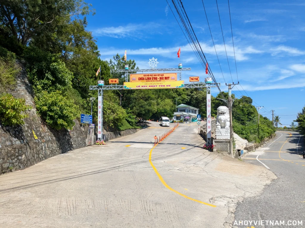 The entrance to Lady Buddha and Linh Ung Pagoda in Da Nang, Vietnam