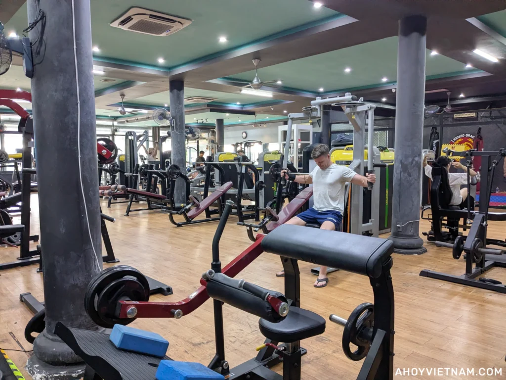 Machines and exercise equipment inside Superfit Gym in Hoi An, Vietnam