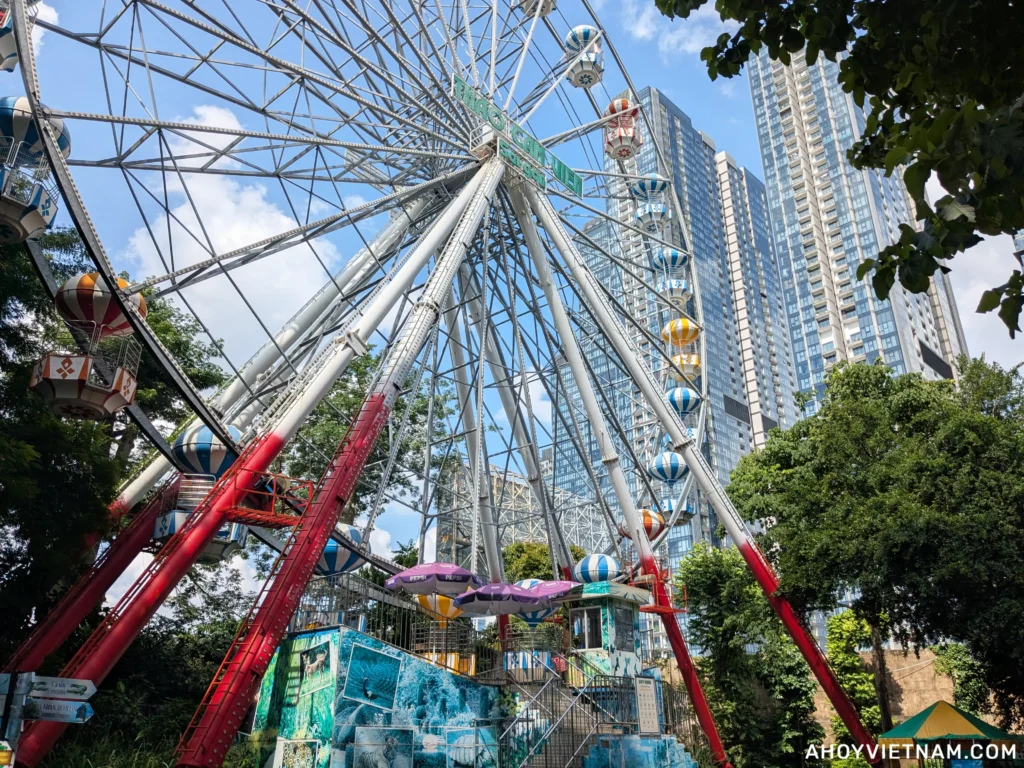 The Ferris wheel at the Saigon Zoo in Ho Chi Minh City